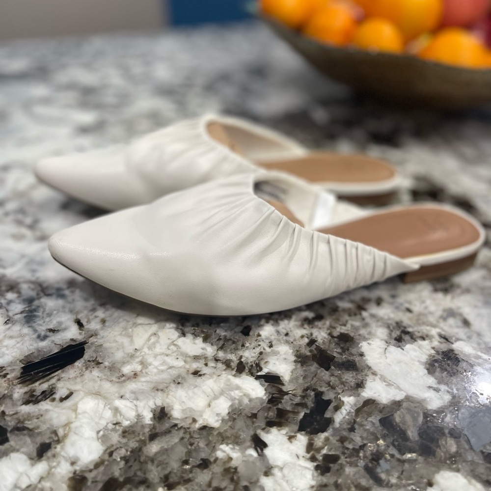 A New Day Slip-On Shoes woman’s size 9 - Picture 4 of 14
